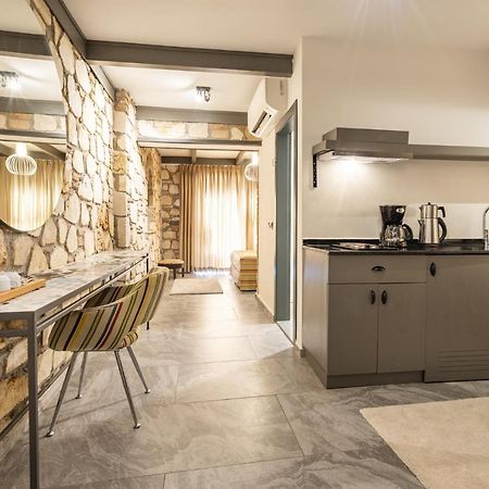 Charming Flat Near Hadrians Gate Apartment Анталия Екстериор снимка