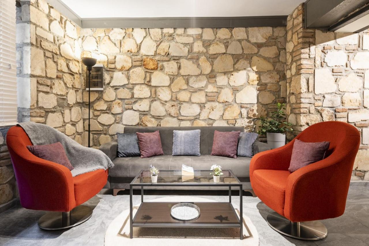 Charming Flat Near Hadrians Gate Apartment Анталия Екстериор снимка